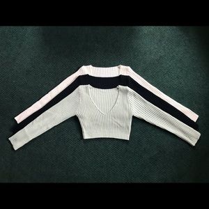 Long sleeved cropped shirts white green black super cute. Size medium